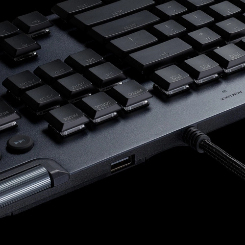 Wired billentyűzet Logitech G G815 QWERTY