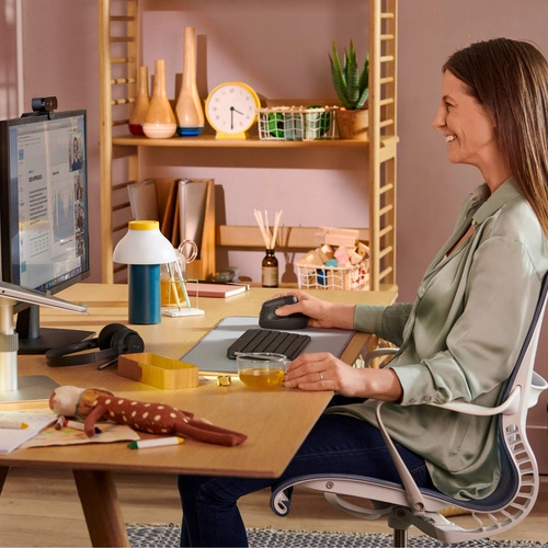 Vezeték nélküli egér Logitech Lift 910-006473