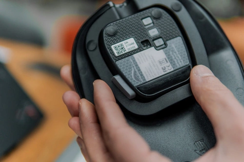 Vezeték nélküli egér Bakker Elkuizen HandshoeMouse Shift Bluetooth BNEPS210RLW