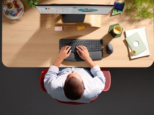 Vezeték nélküli billentyűzet Logitech ERGO K860 for Business QWERTZ (DE)